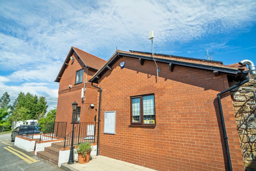 Flint Mountain Park Hotel JUST AWAY